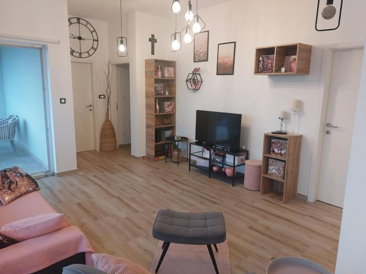 Apartment Mia 2 Banjol Exterior foto